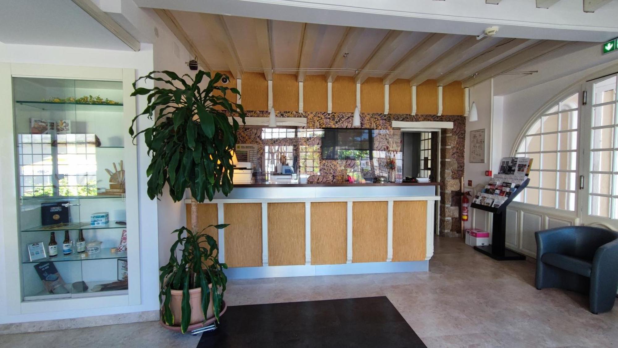 Logis Grand Hotel Pelisson Nontron Exterior photo