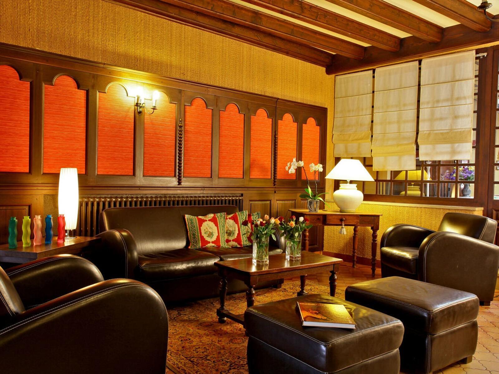 Logis Grand Hotel Pelisson Nontron Exterior photo